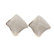 ΣΚΟΥΛΑΡΙΚΙΑ 07 ΛΕΥΚΟ